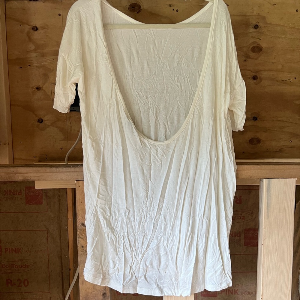 Forever 21 off white / creamy colored tee with draped open back. Size M. Flowy.